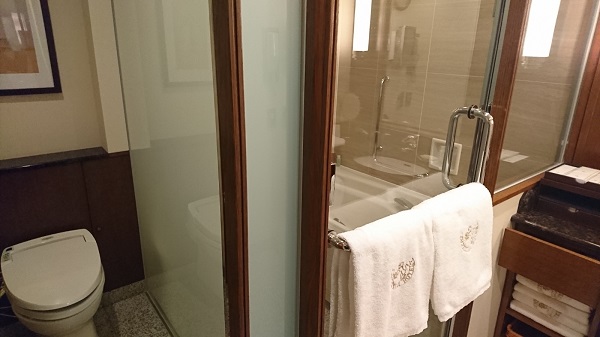 imperial hotel deluxe bathroom.jpg