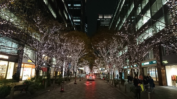 marunouchi illuminations.jpg